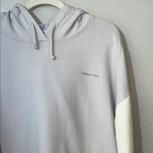 Outdoor Voices XL White Gray Colorblock Hoodie Sweatshirt Soft Relax Fit Pockets